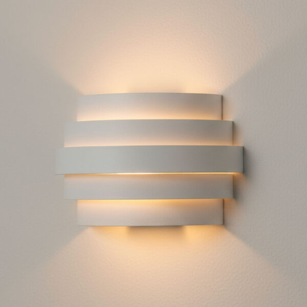 wandlamp-scudo-wit-goud-20-cm-elegante-wandlamp-met-warm-gouden-binnenzijde wandlamp-scudo-wit-goud-20-cm-elegante-wandlamp-met-warm-gouden-binnenzijde